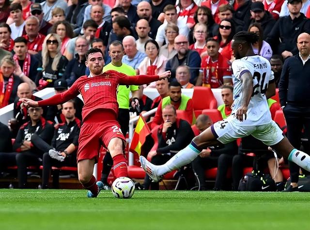 利物浦全面击败对手,力夺欧洲足球冠军杯赛事 利物浦全面击败对手,力夺欧洲足球冠军杯赛事