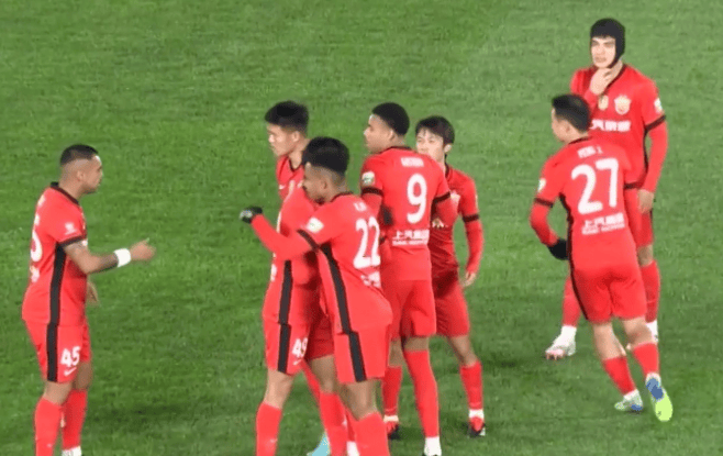 超级对决:双方势均力敌,胜负难料的简单介绍 超级对决:双方势均力敌,胜负难料的简单介绍