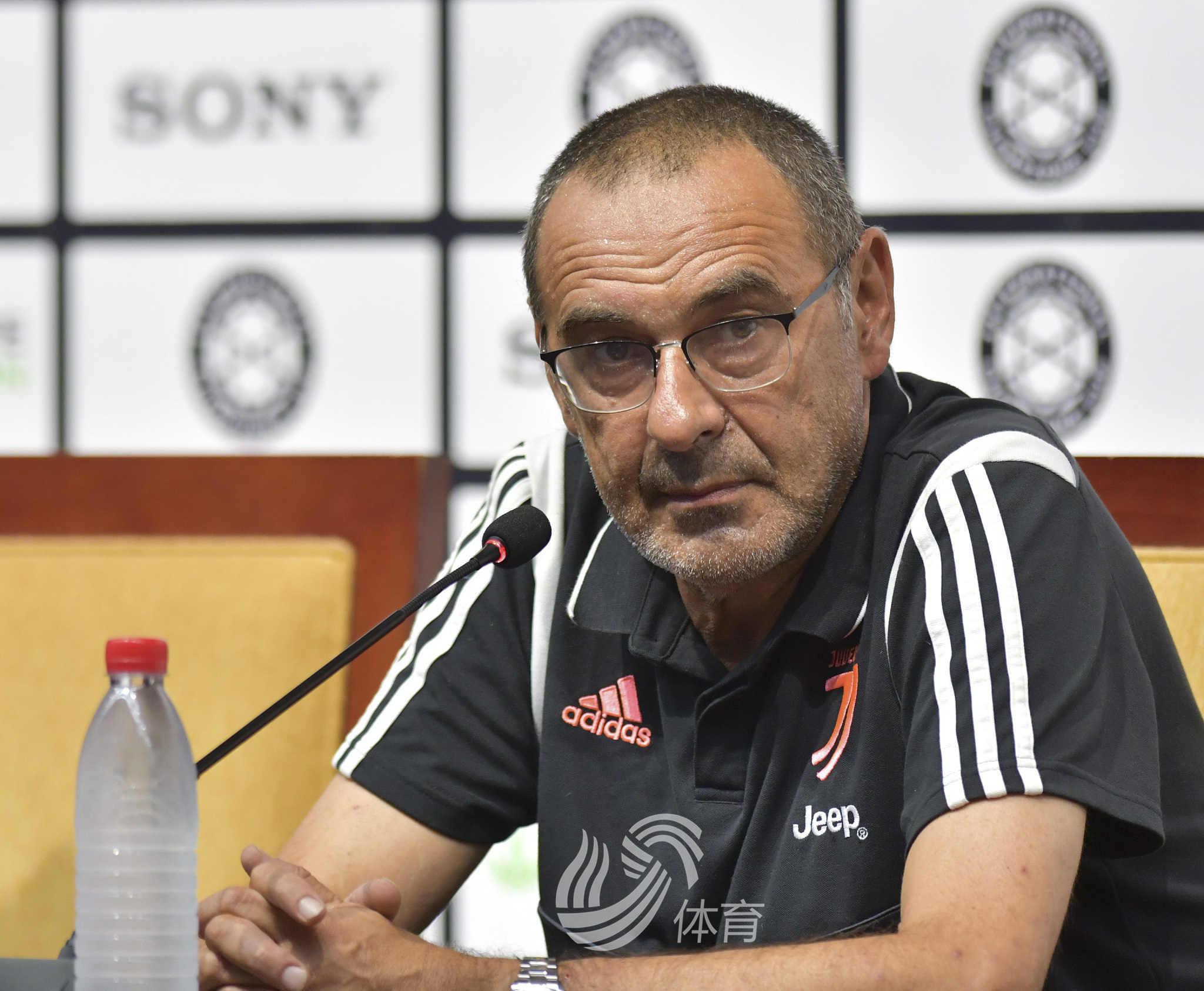 世俱杯2025-里昂临危受命,主帅履新目标积分榜前三