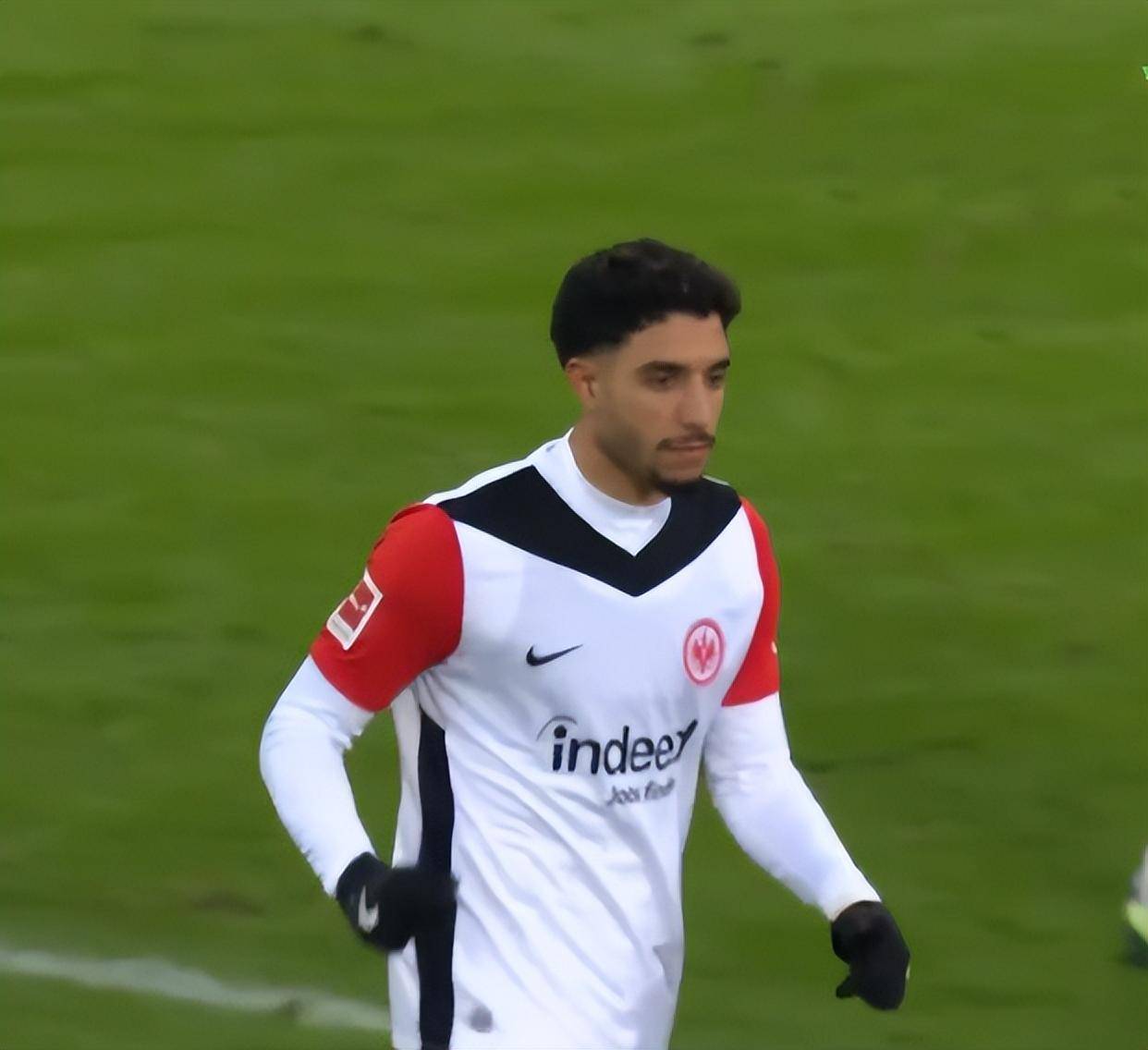 包含法兰克福门将表现神勇,助球队保持不败的词条 包含法兰克福门将表现神勇,助球队保持不败的词条