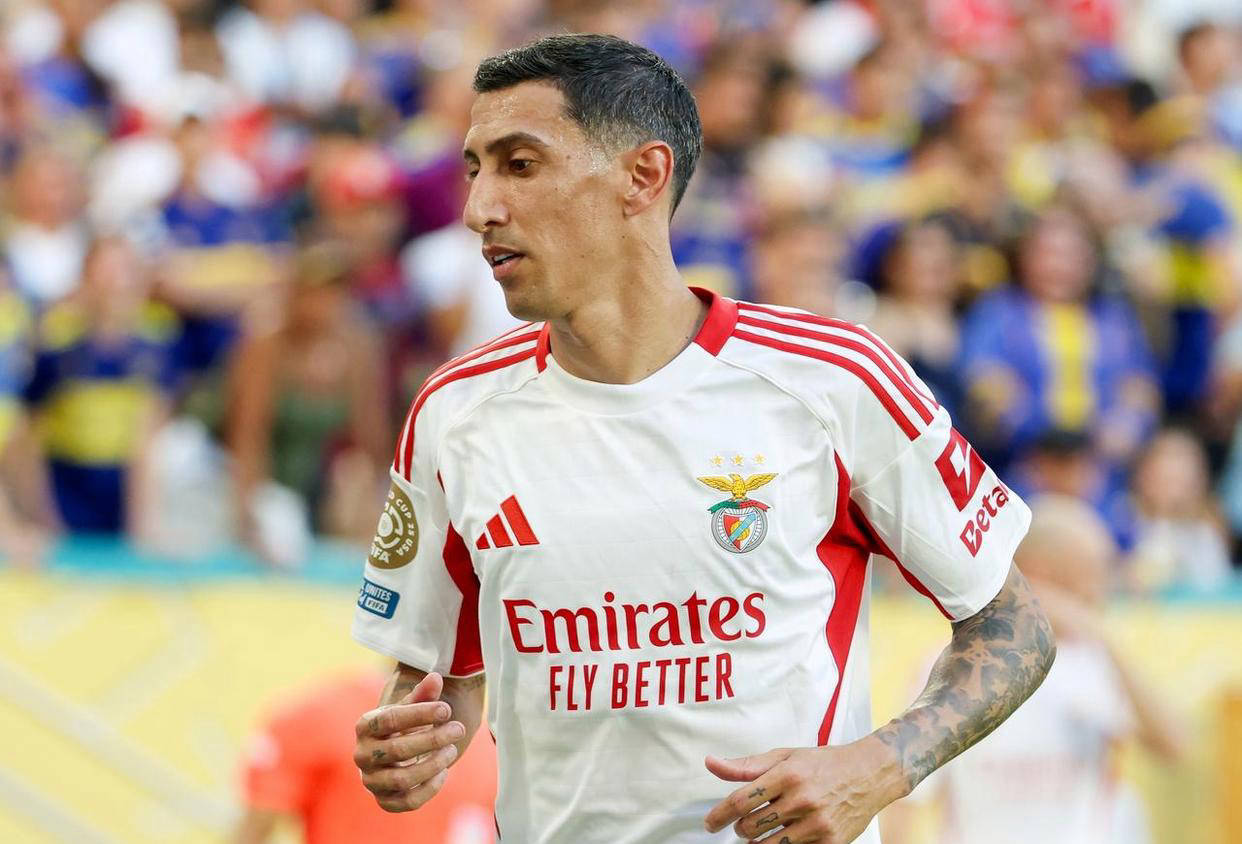 一名年轻球员在比赛中大放异彩