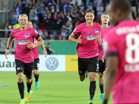 世俱杯改制-柏林赫塔客场逼平云达不莱梅，争取保级利好