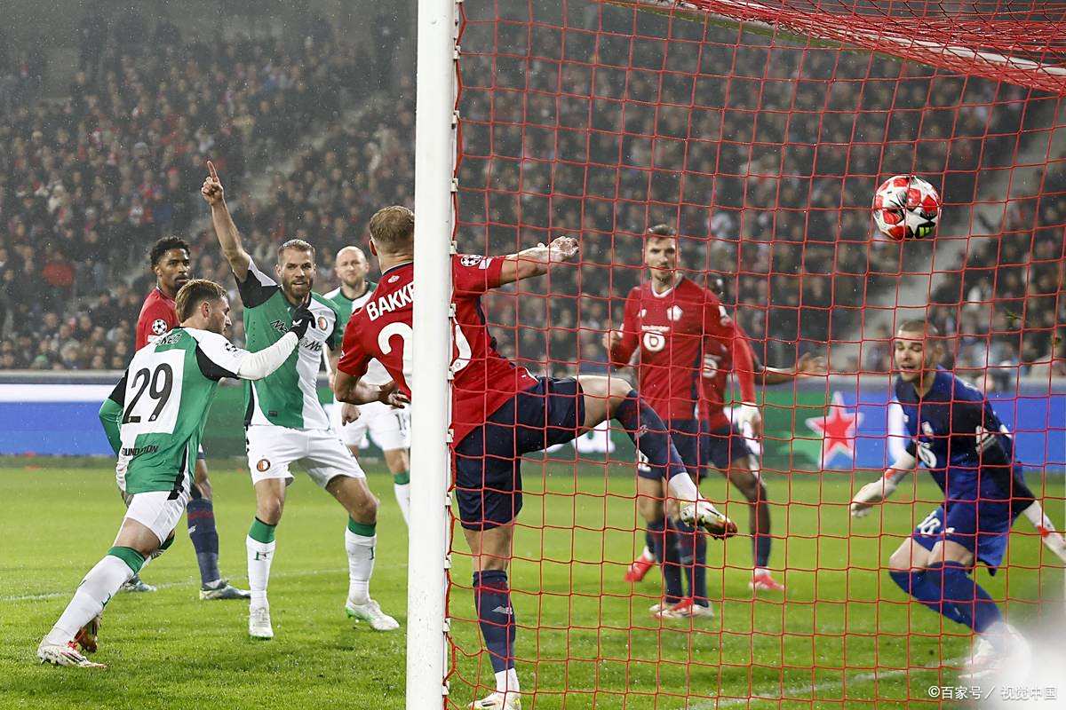 世俱杯参赛资格-包含罗马主场气氛热烈，球迷激情加油的词条