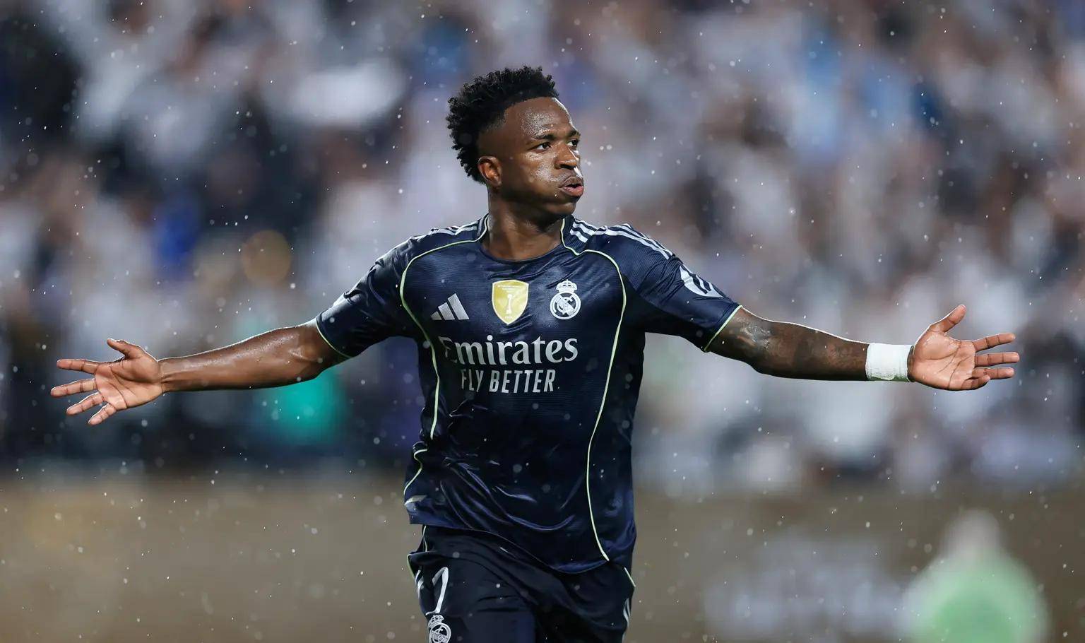 世俱杯赛程-包含本土球员崭露头角，为球队赢得胜利的词条