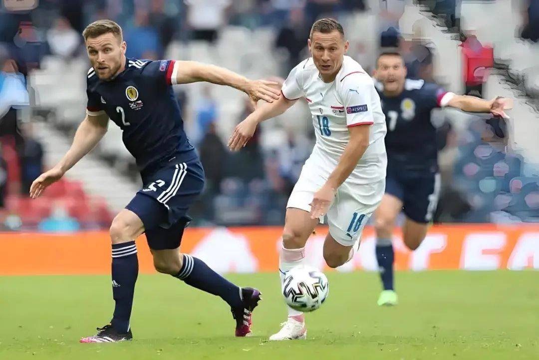 挪威队险胜马其顿,晋级欧锦赛名额悬念未解 挪威队险胜马其顿,晋级欧锦赛名额悬念未解