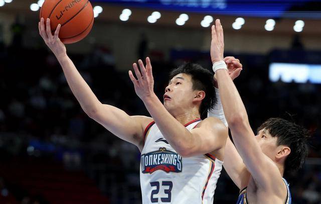 世俱杯改制-包含富力全取三分，连续获胜势如破竹的词条