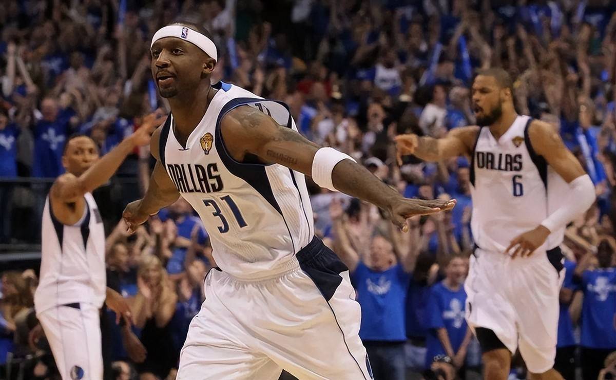 世俱杯决赛-小牛后卫被逐离场,球队意外被逆转败局难改