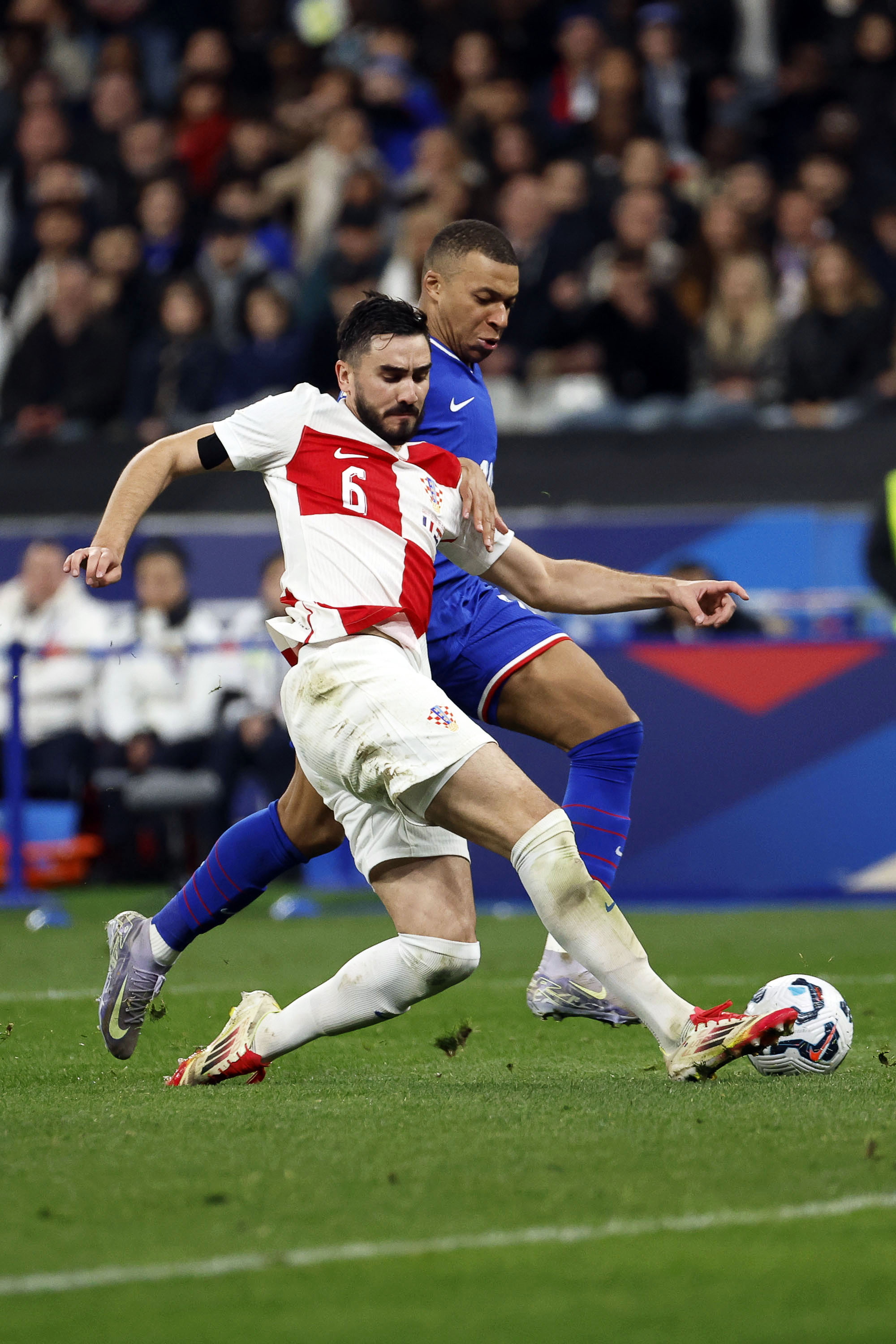 世俱杯参赛资格-足球热潮升温:欧洲国家尽显实力