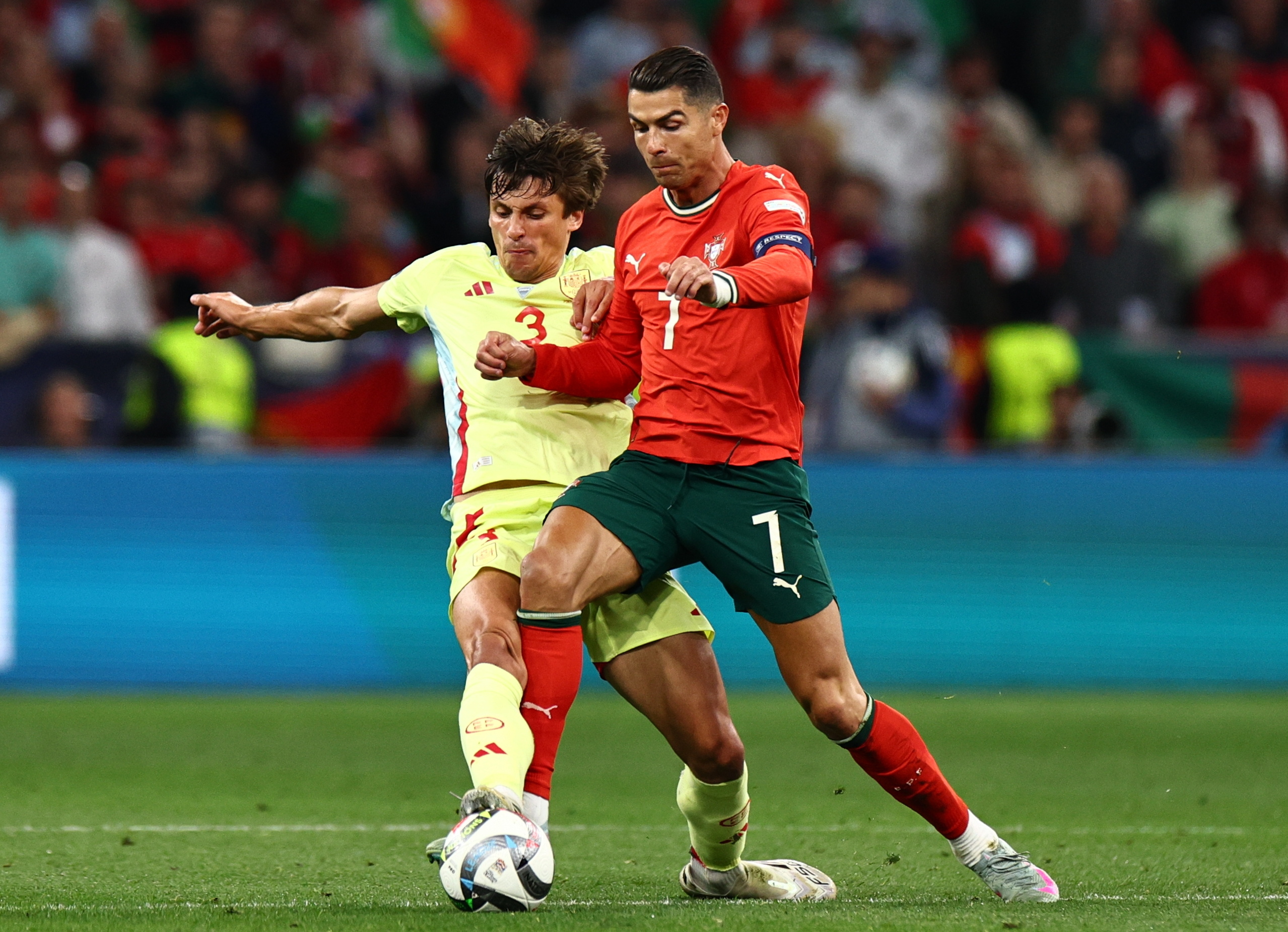 足球热潮升温：欧洲国家尽显实力