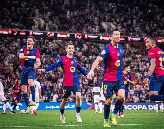 巴萨中场协作默契，助球队战胜对手的简单介绍