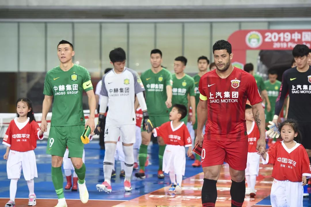 亚冠比赛决出强者,东南亚球队摘得胜利 亚冠比赛决出强者,东南亚球队摘得胜利