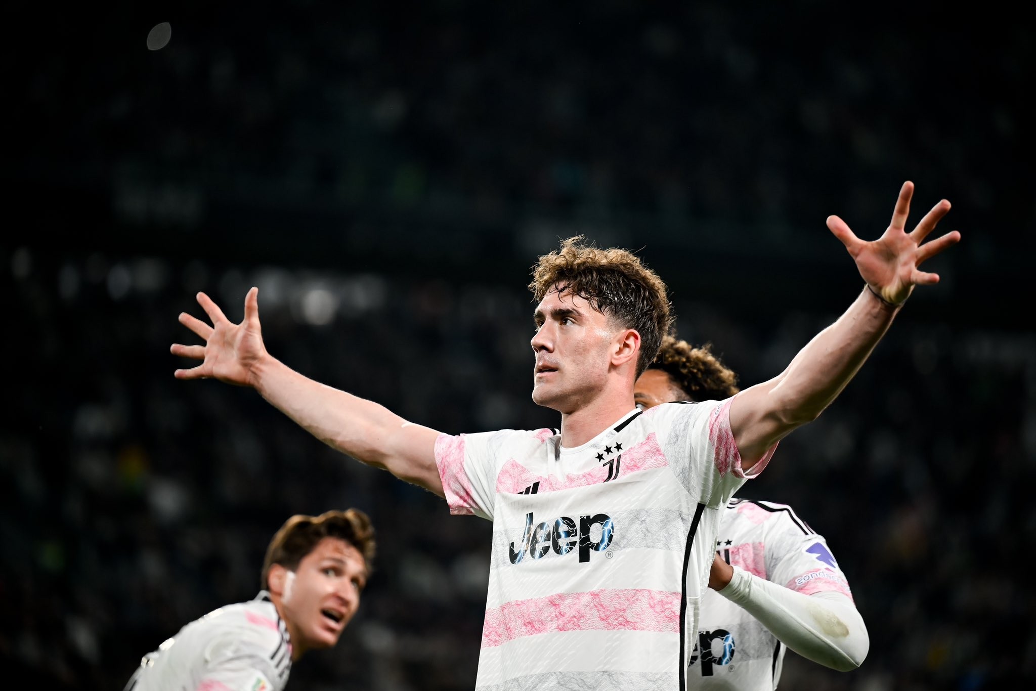 白俄罗斯主场大胜斯利霍维奇双响卢森堡客场失利的简单介绍