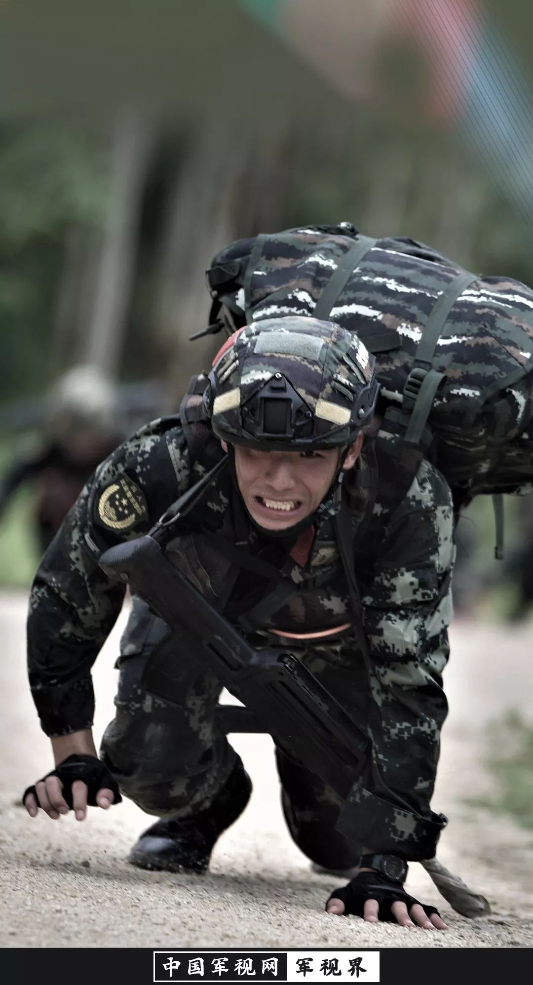 暴力碰撞！极限对抗赛场硝烟弥漫的简单介绍