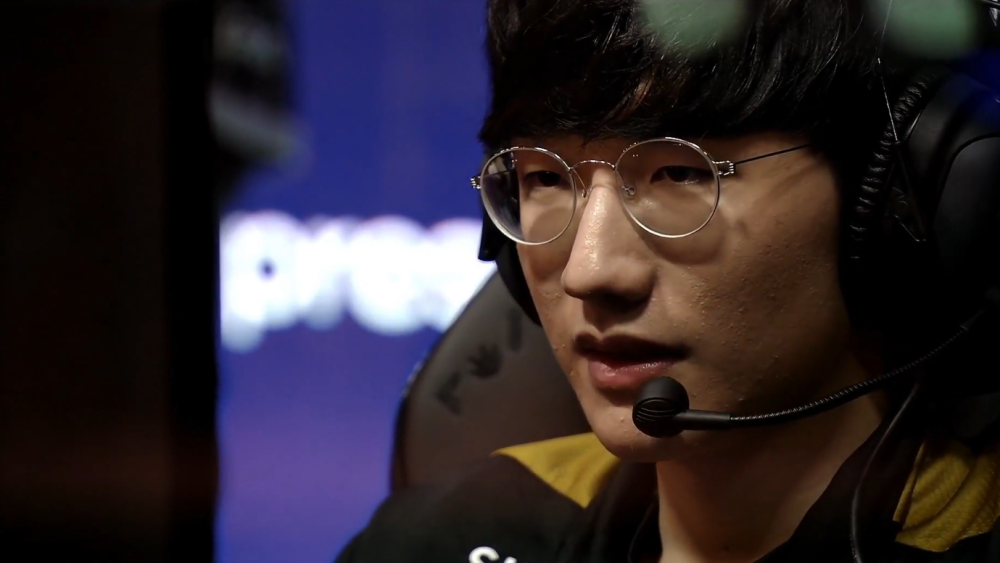 世俱杯分组-HKA险胜GEN,Keria打出惊人五杀宿敌对决小组赛,引爆全场热议的简单介绍