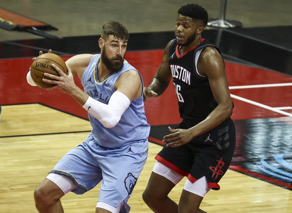 公牛惨败灰熊,戈登菲尔打铁无力回天 公牛惨败灰熊,戈登菲尔打铁无力回天