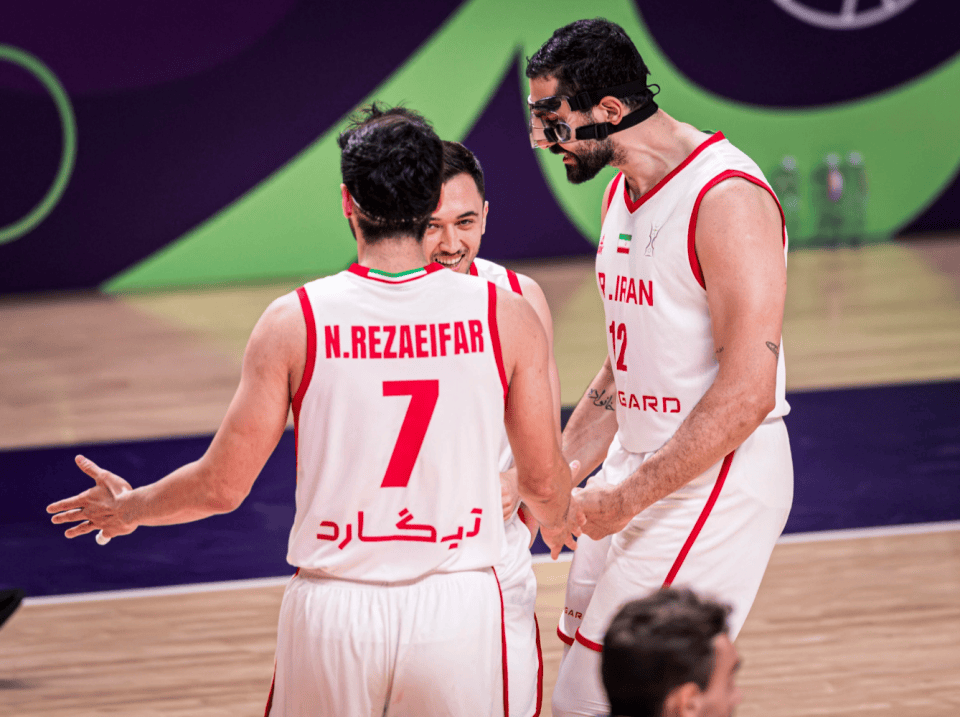 伊朗球队豪取胜利,晋级形势看好 伊朗球队豪取胜利,晋级形势看好