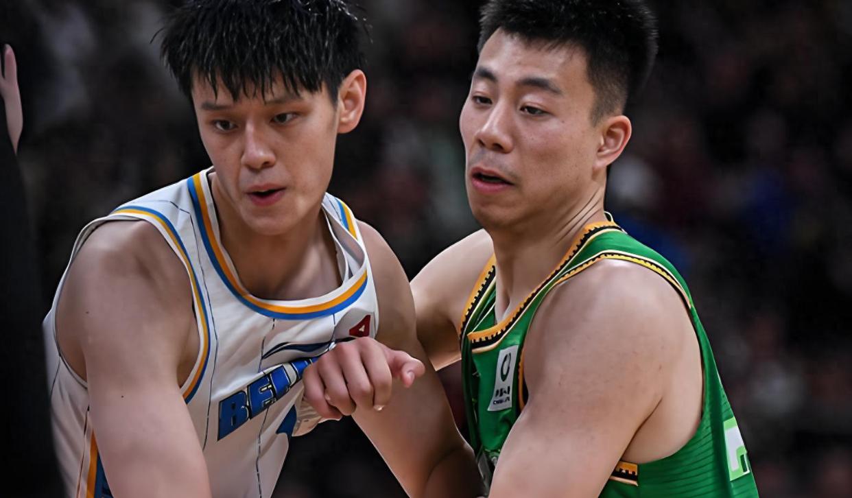 广东队横扫雄鹿,张镇麟带队取胜 广东队横扫雄鹿,张镇麟带队取胜