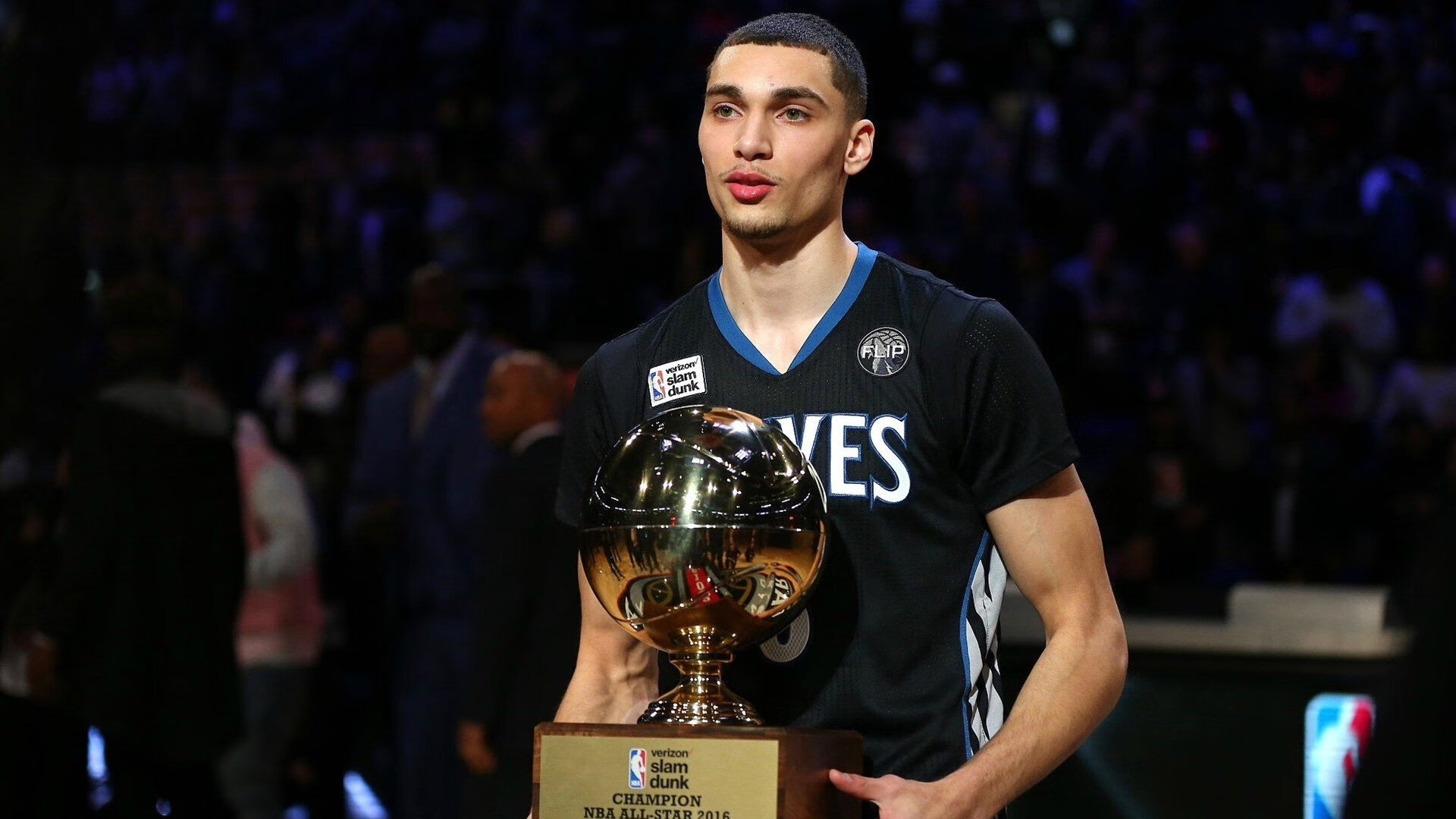 火箭发动机今夜点火！王哲林32+15率队险胜北京