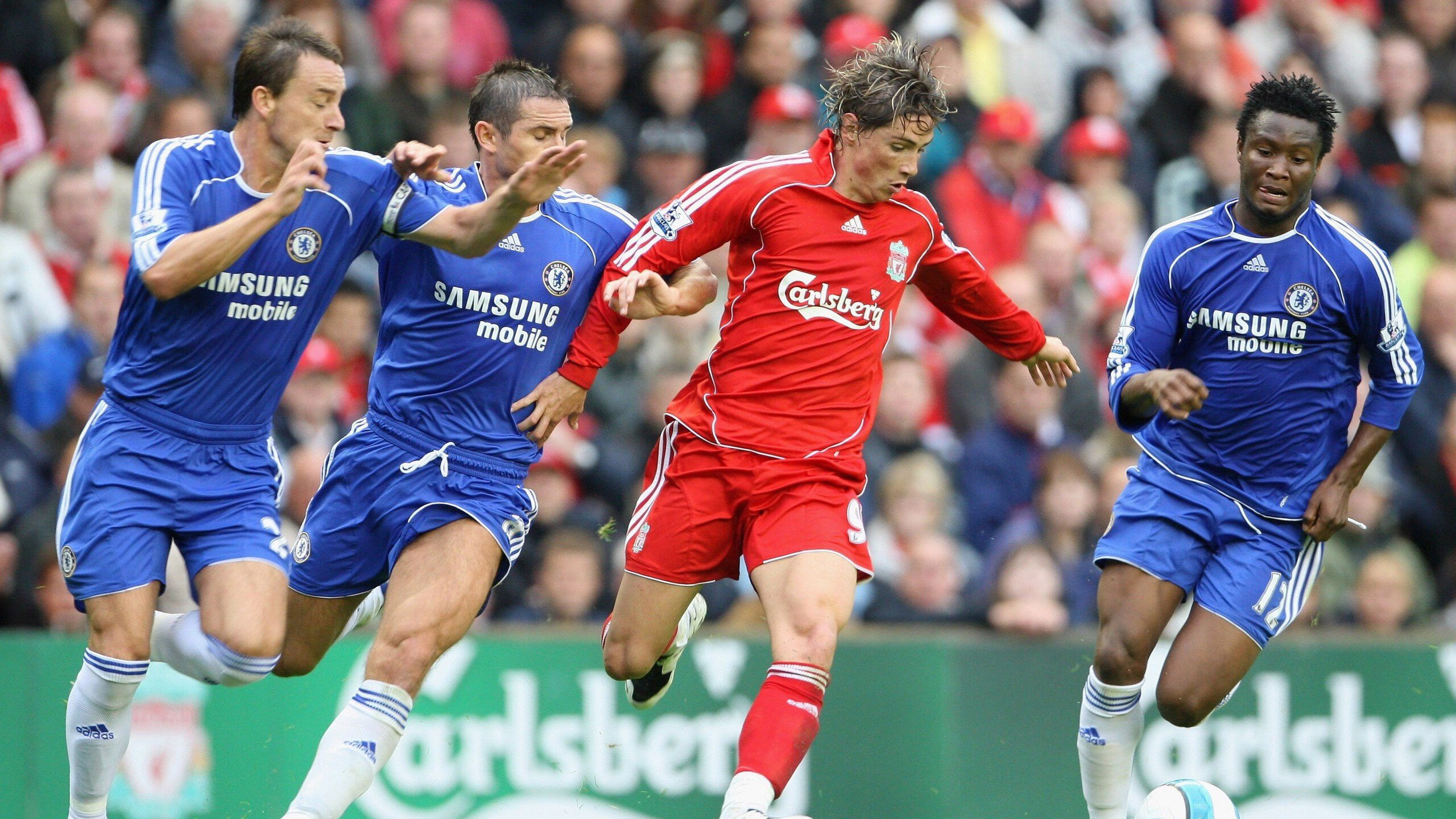 羽坛鏖战巴黎，法国队力抗马来西亚队，李梓嘉刷新纪录点燃赛场